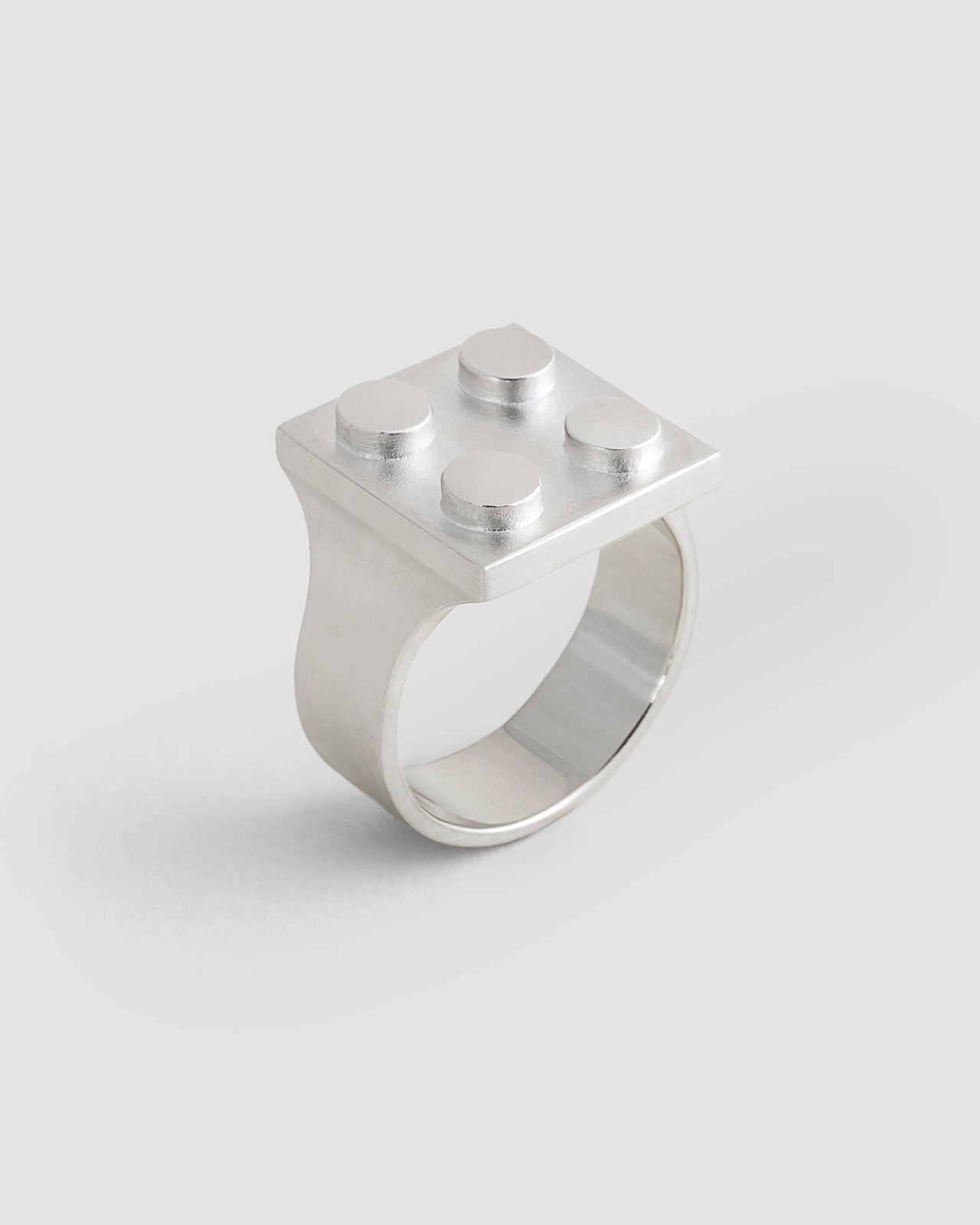 MB SIGNET RING 2x2