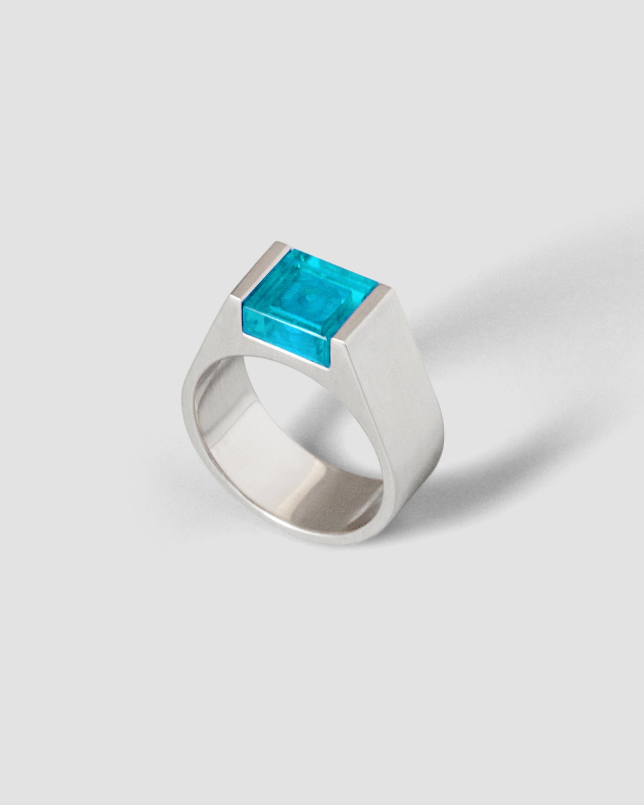 MB GEM RING